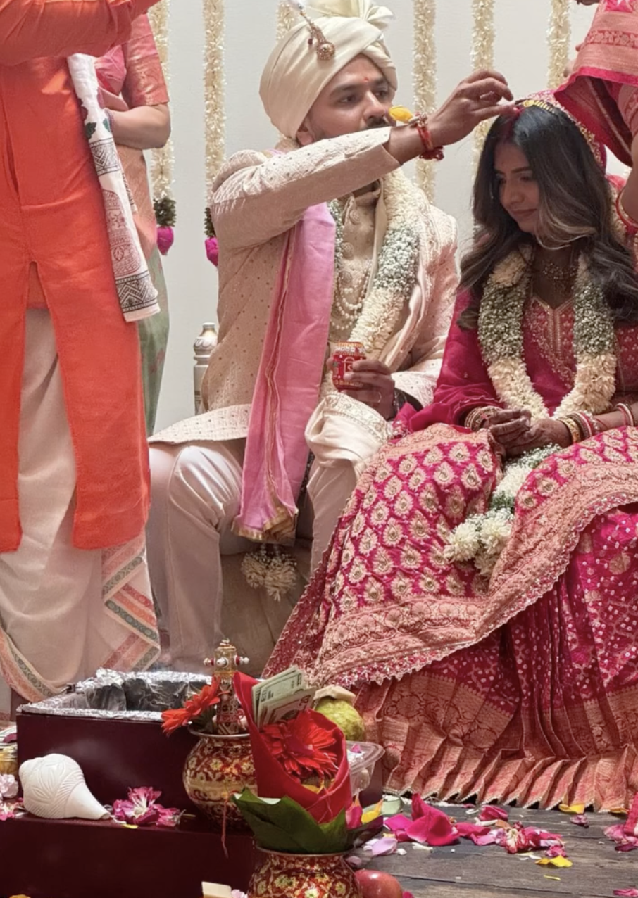 Hindu wedding ritual and sacred fire